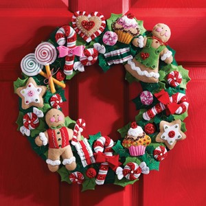 Picture of Bucilla Cookies & Candy Wreath Felt Applique Kit-15" Round