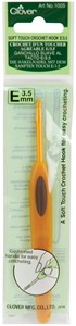 Picture of Clover Soft Touch Crochet Hook-Size E4/3.5mm