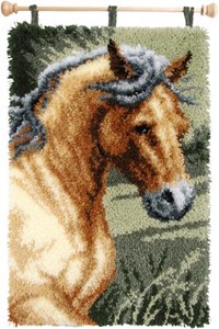 Picture of Vervaco Latch Hook Rug Kit 18"X28"-Horse