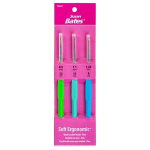 Picture of Susan Bates Steelite Soft Ergonomic Steel Crochet Hook Set-Fine - Sizes 0.9mm,1.1mm, and 1.25mm